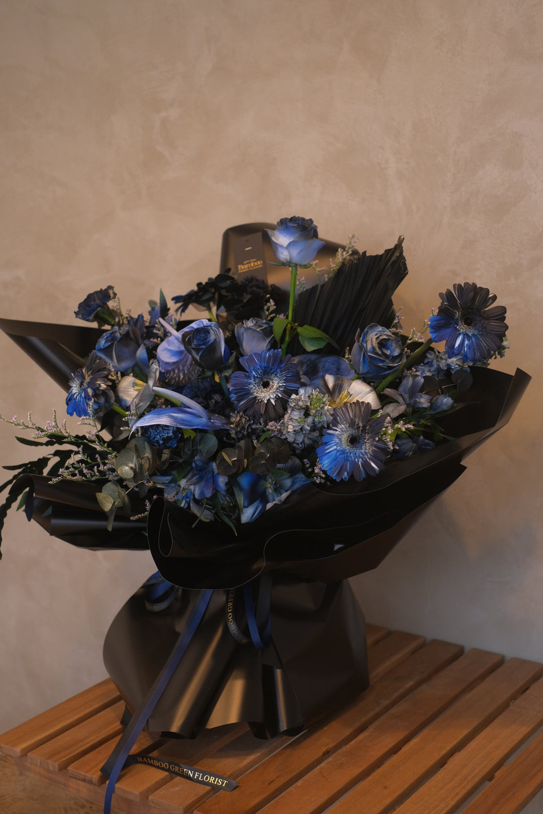 Omakase Bouquet (Mystic Deep)