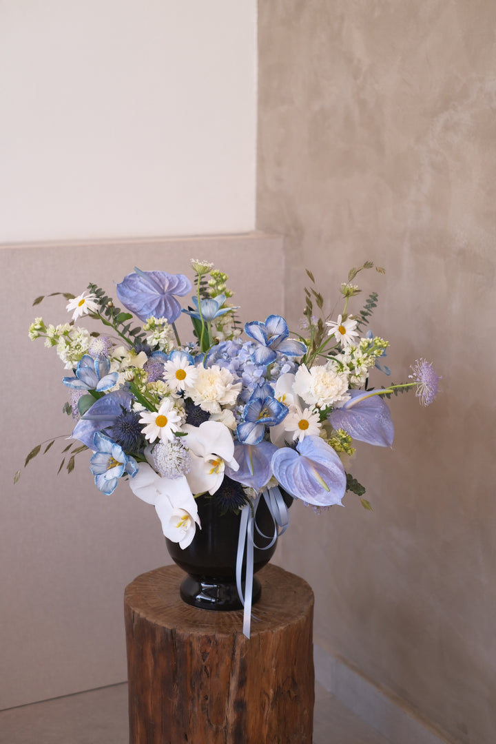 Omakase in Roman Vase