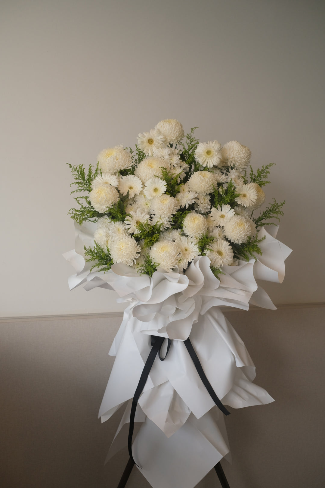 Send flowers for all occasion to Penang with Bamboo Florist, express your condolences with beautiful fresh flowers, same day delivery coverage. Large, majestic funerals arrangement from Bamboo Green Florist. If you're looking for a sympathy arrangement that will stand apart from the crowd, a funeral wreath makes a wonderful addition to the memorial service.