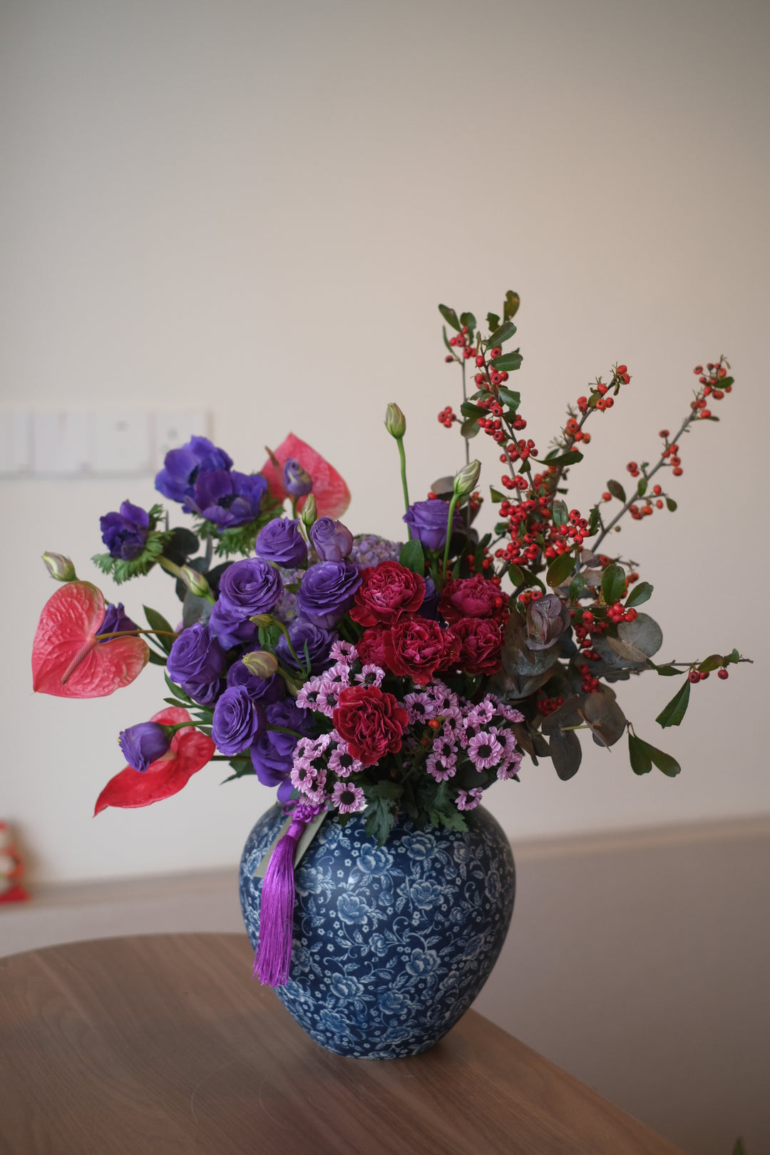 chinese porcelain pot with fresh eustoma orchids anemone delivery to penang