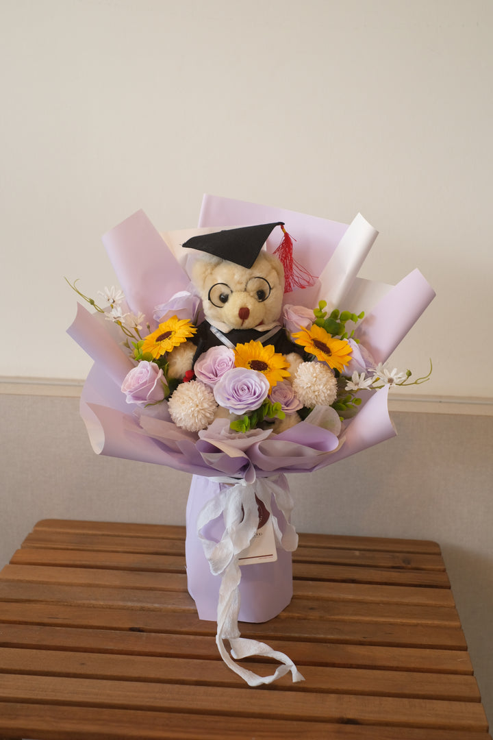 Celebrate success with our Graduation Soap Flowers Series—lasting, vibrant, and beautifully crafted. A perfect keepsake for new beginnings. Same-day delivery in Penang!