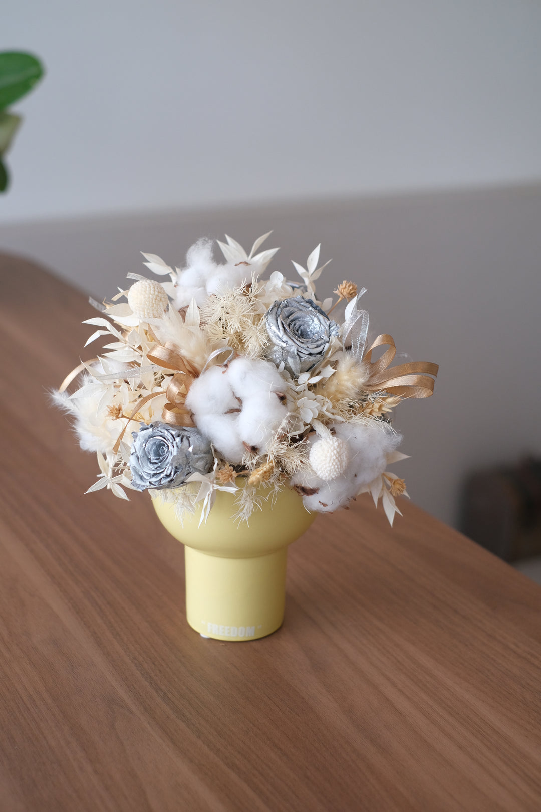 flower arrangements ideas with cotton, artificial flowers bouquet of flower arrangement, delivery gift rose and carnations