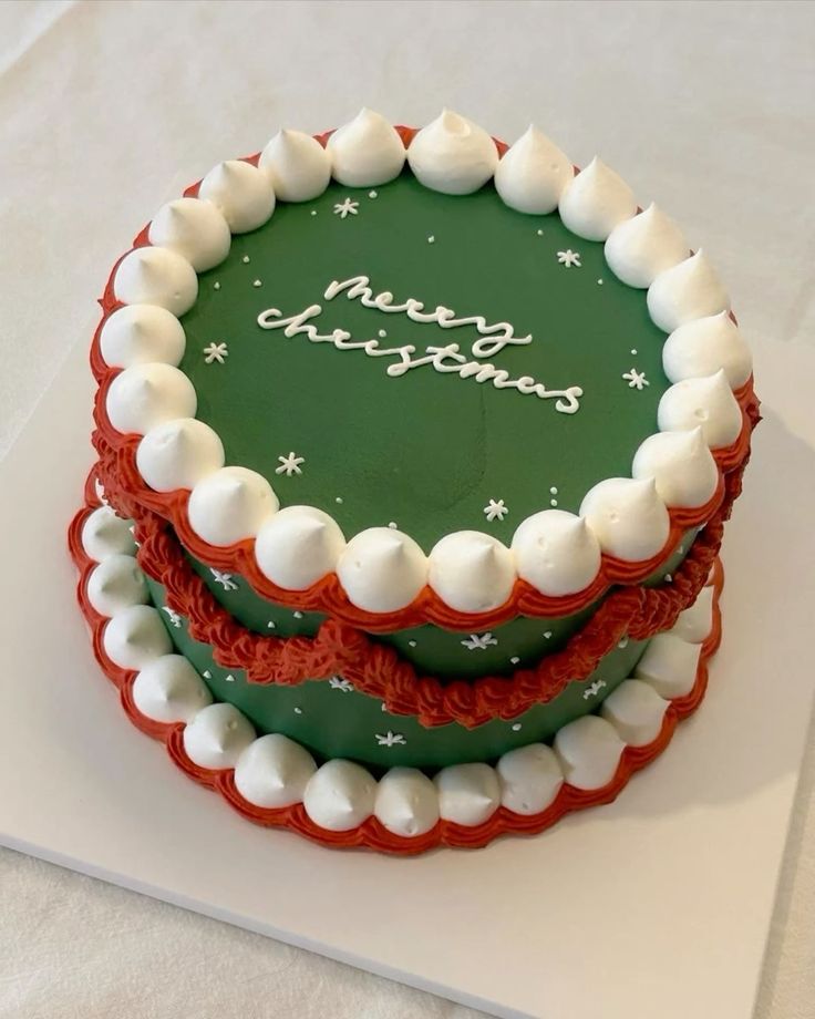 Merry Christmas Cake by Bamboo Green Florist – a festive delight perfect for holiday celebrations in Penang. Order now for a joyful cake delivery!