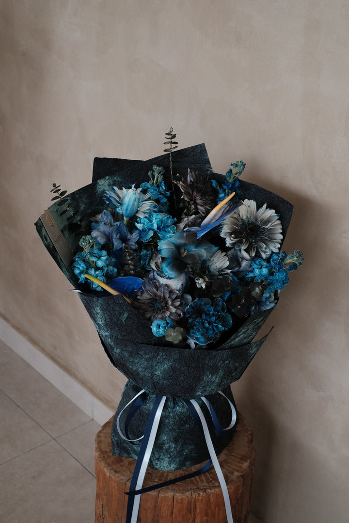 mystic deep blue bouquet fresh flowers for man delivery in penang