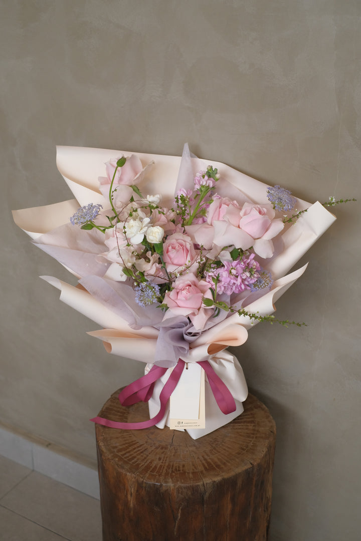 This flawless combination of pink come together to exude a sophisticated and charming bouquet, it’s simple irresistible, omakase bouquet by your master florist in Penang, Bamboo Green Florist, same day bouquet delivery in Penang