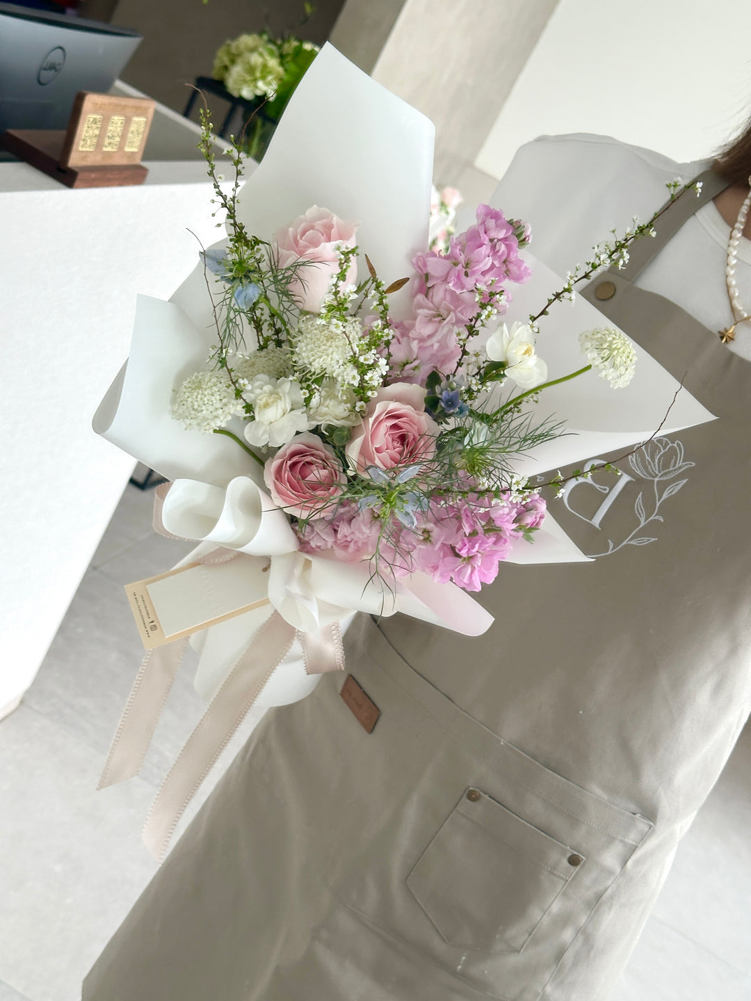 This flawless combination of pink come together to exude a sophisticated and charming bouquet, it’s simple irresistible, omakase bouquet by your master florist in Penang, Bamboo Green Florist, same day bouquet delivery in Penang