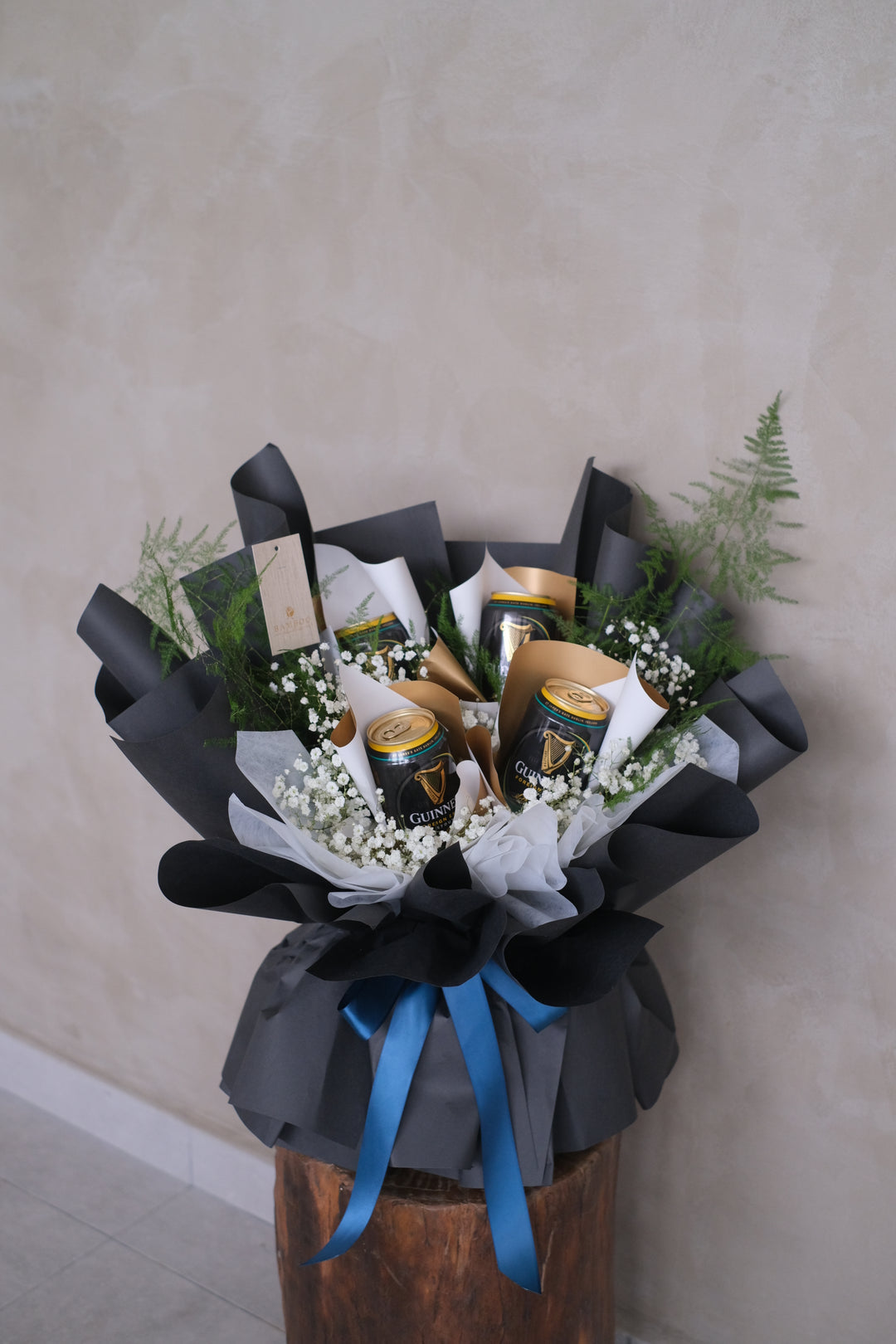 A sweet and simple gesture thanking him with every pour. Order your wines bouquet from Penang's trusted florist for same-day delivery.