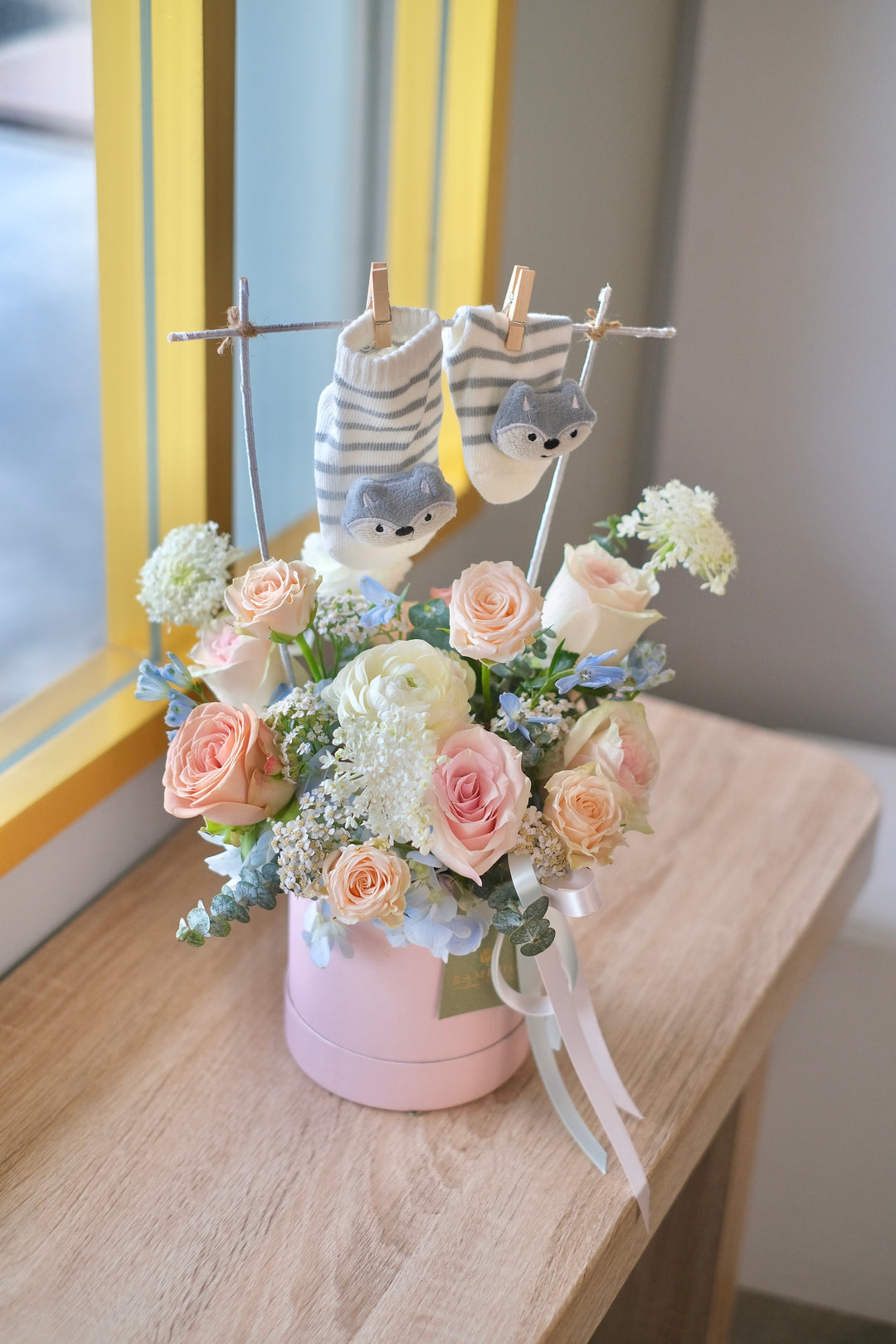 Celebrate motherhood with seasonal blooms and thoughtful styling. Same-day delivery in Penang. Bamboo Green Florist, where love blooms for new mums.