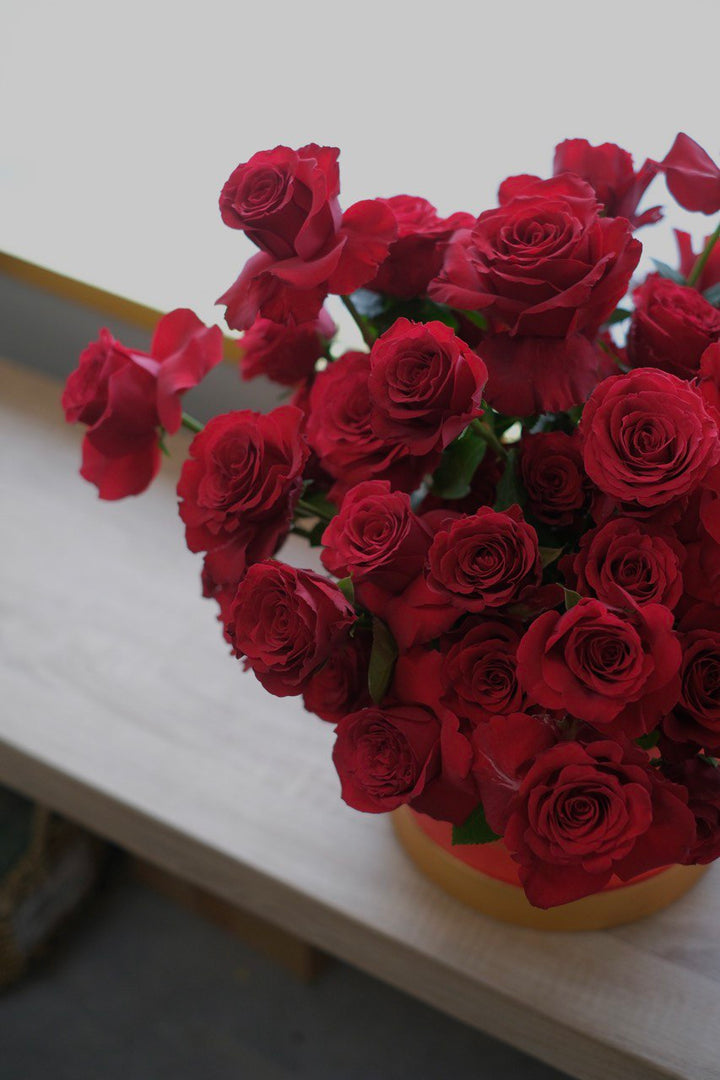 Charming is the perfect gift to express passionate love. Featuring red roses and Phalaenopsis, this elegant arrangement symbolizes bold sentiments. Same-day delivery in Penang.