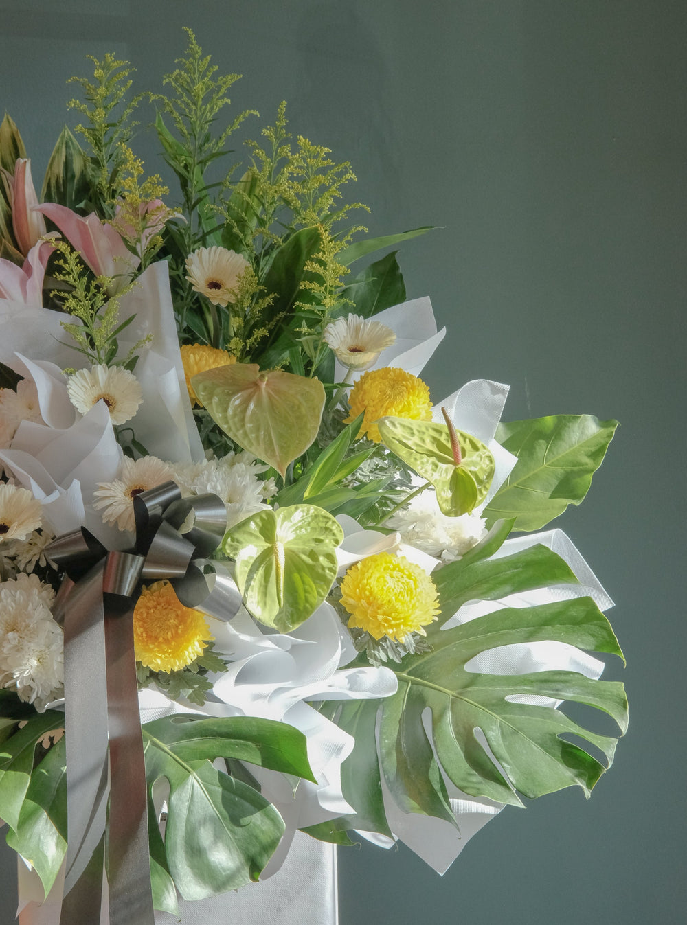 Live on so as to preserve the memories that were rightfully ours. For same day condolences flowers delivery in Butterworth.