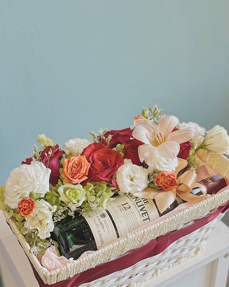 Say it with flowers & liquor! A perfect gift for your business partners. Order online from Penang florist, Bamboo Green Florist. Same-day delivery available.