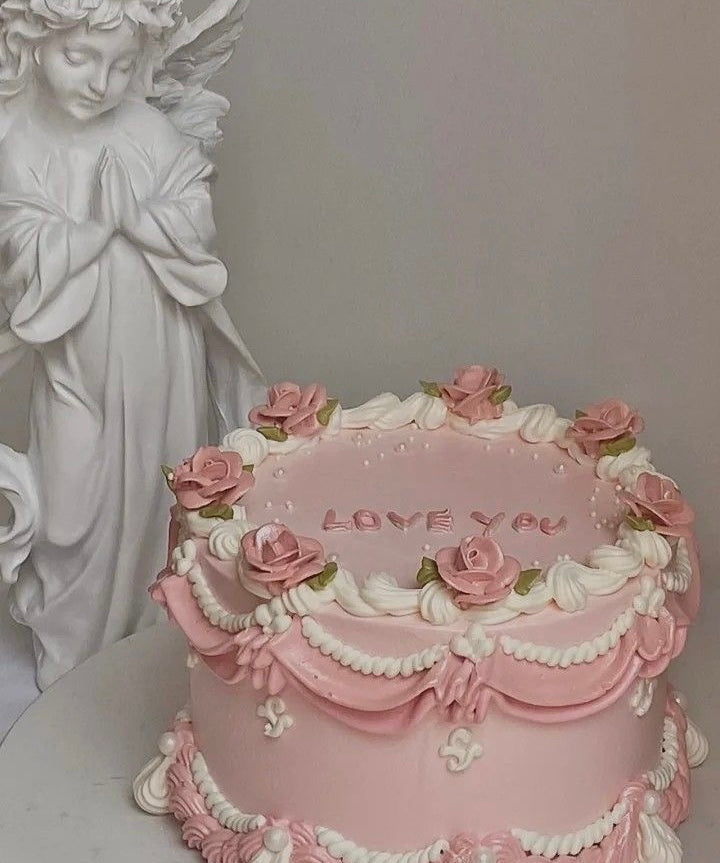 6 inches. For penang birthday cake delivery. NOTE: Strictly 3 days order in advance, deliveries limited to Island & Mainland Penang, Sungai Petani, Nibong Tebal, Jawi & Kulim.