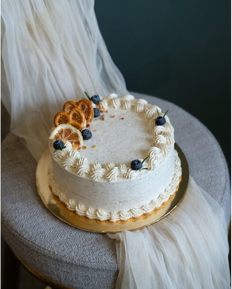 Earl Grey Raspberry Crepe Cake by Bamboo Green Florist – a delicate blend of tea-infused layers and fruity sweetness. Order now for delivery in Penang!