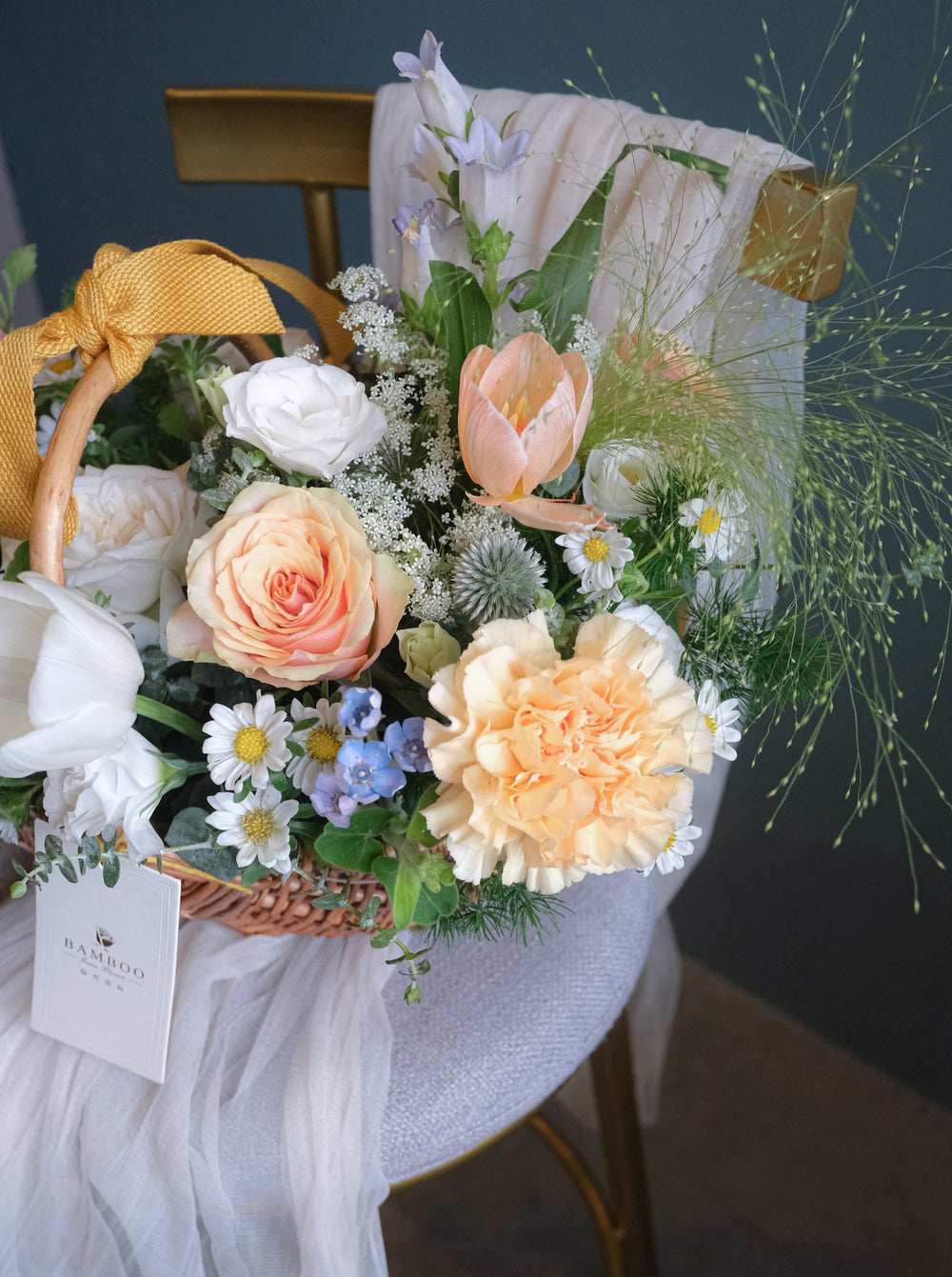 The 'Wild Thing' is a seasonal mix of our favourite flowers, using the perfect combination of pastel and bright tones.