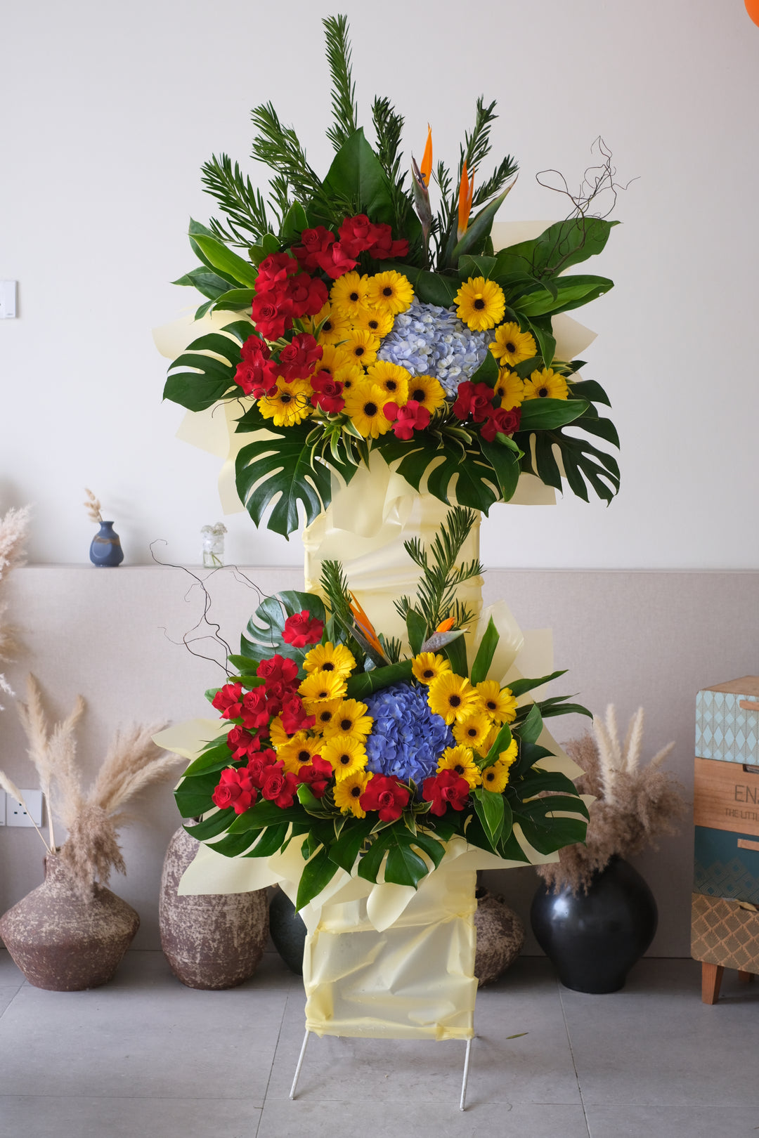 Online order graceful artificial flowers for grand opening , spruce up the venue with our artificial flowers, infusing the space with Japandi spirit. Same day flower delivery available across Penang, by Bamboo Green Florist in Bukit Mertajam