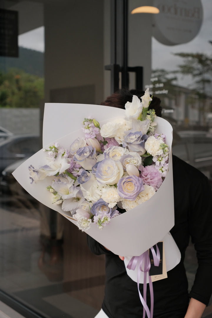 Omakase Bouquet (Purple)