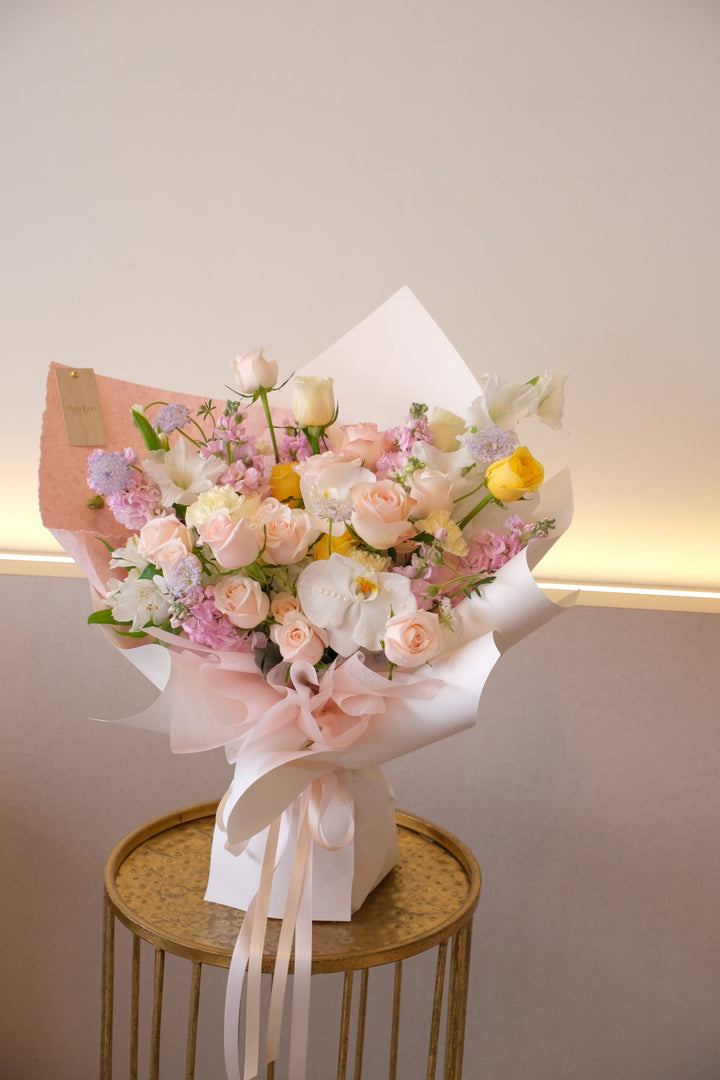 Omakase Bouquet - Soft Elegant