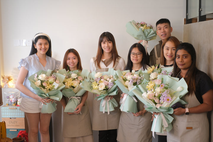 Hand Bouquet Arrangement Hobby Class