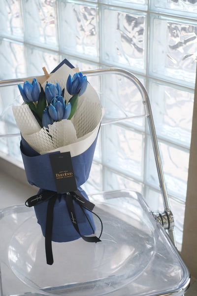 A Bouquet of Tulips bring a smile to everyone’s face, subject to daily arrival colours  Cute & Petite: 5 Holland Tulips     