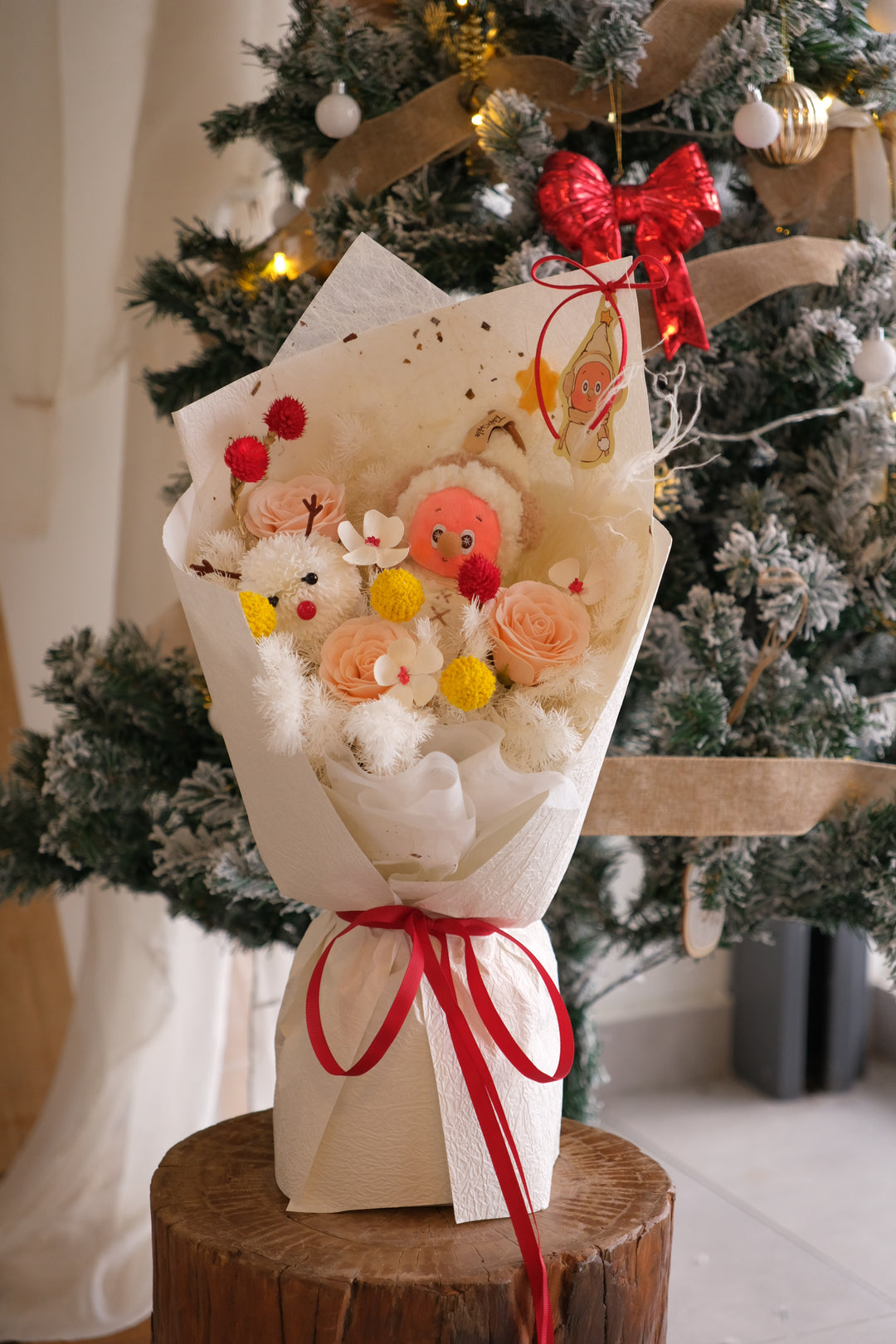 Hugs from Snowman (soap flowers)