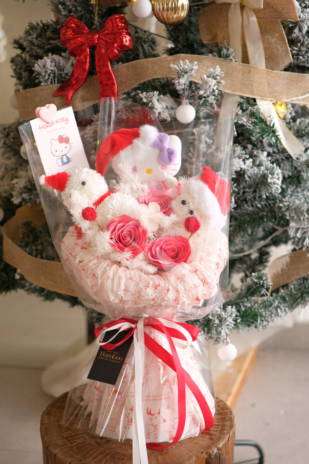 Kitty Claus Christmas Bouquet