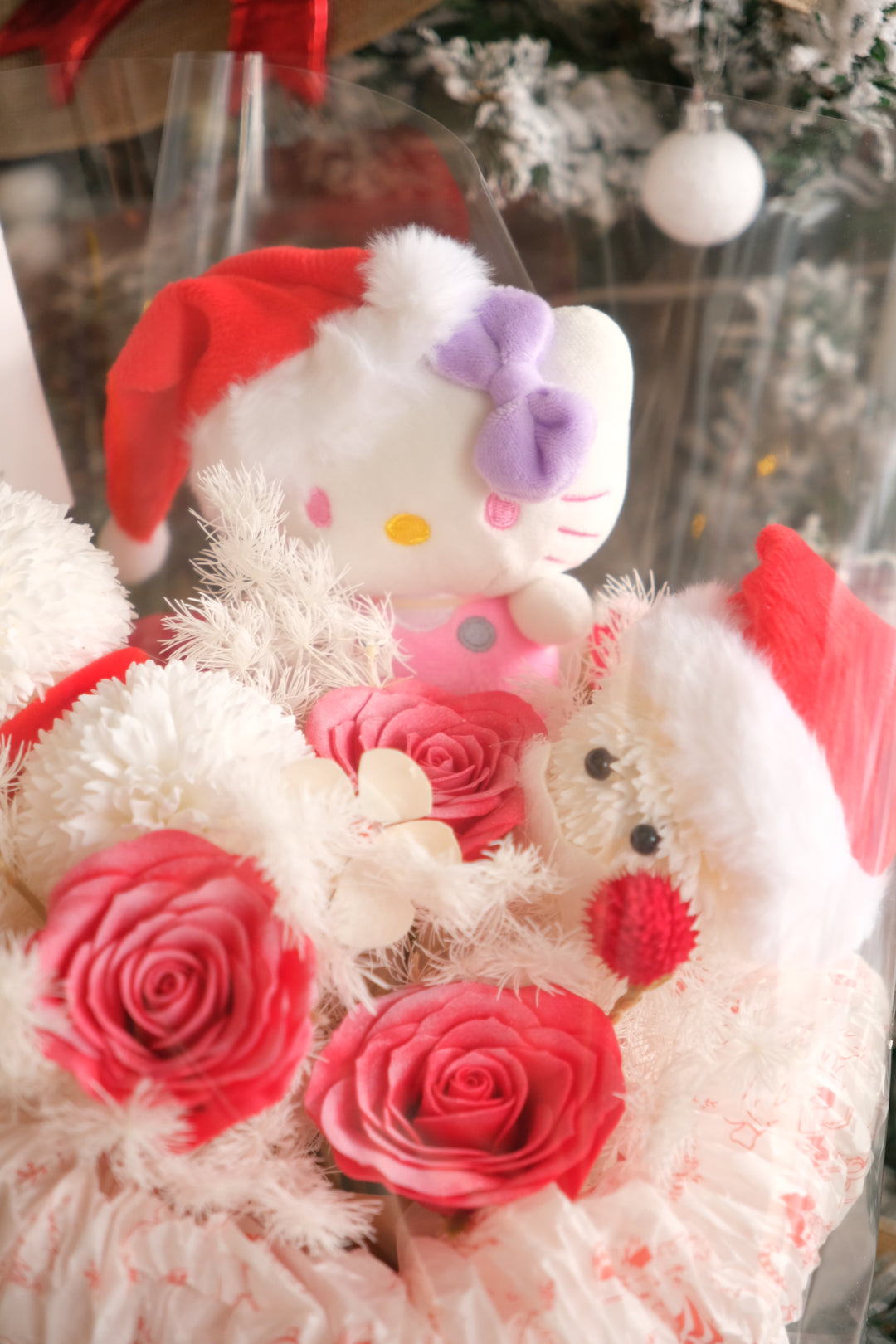 Kitty Claus Christmas Bouquet