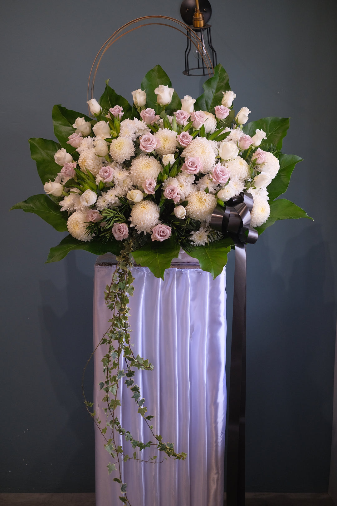 condolences flower penang featuring a bouquet of rose - champagne roses, pink roses, flower delivery kedah available