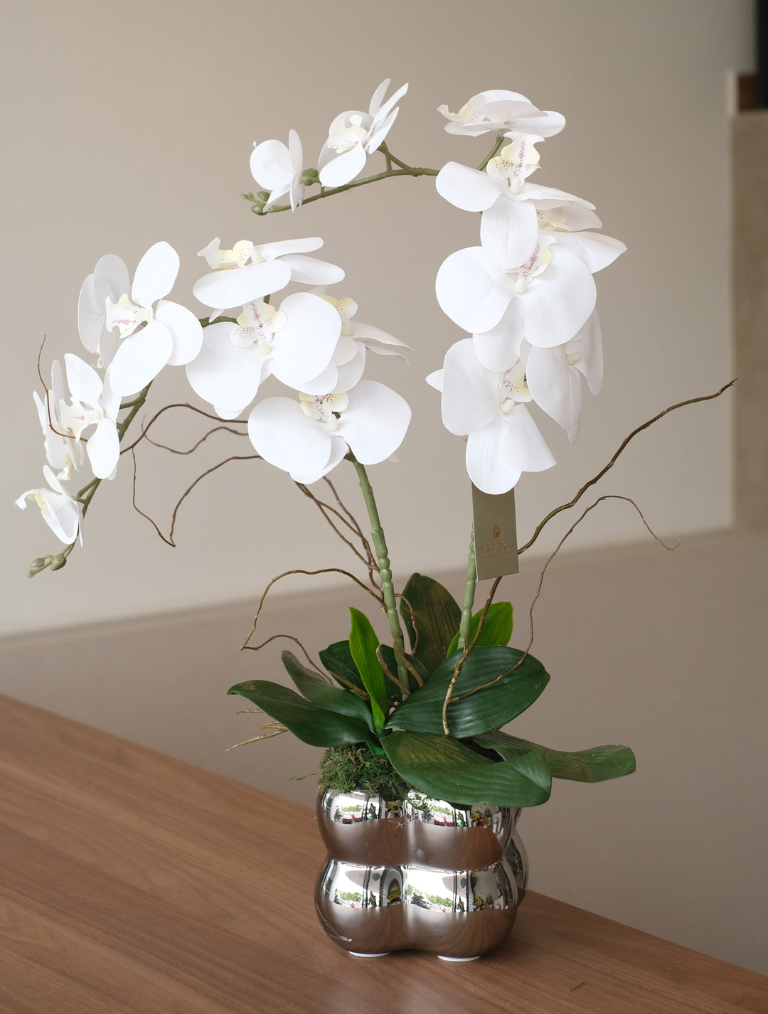 bouquet of rose in a vase, customised flower bouquet flower arrangements ideas for home decor