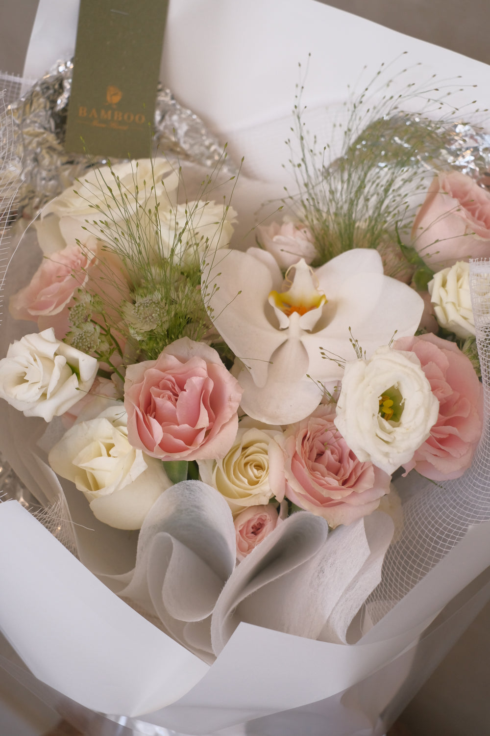 Pink and white roses channelling the energy and doesn’t go unnoticed. It is sweet and gentle, always making a soft statement


