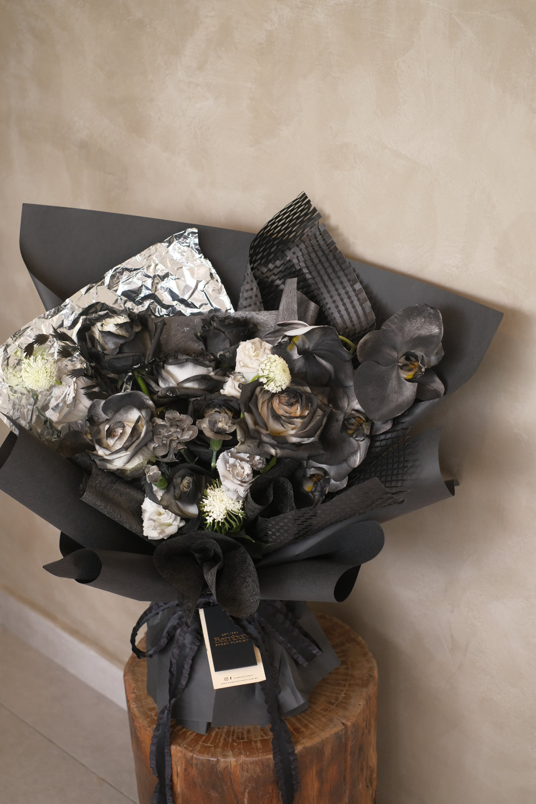 black theme flowers for him for male, penang flowers delivery