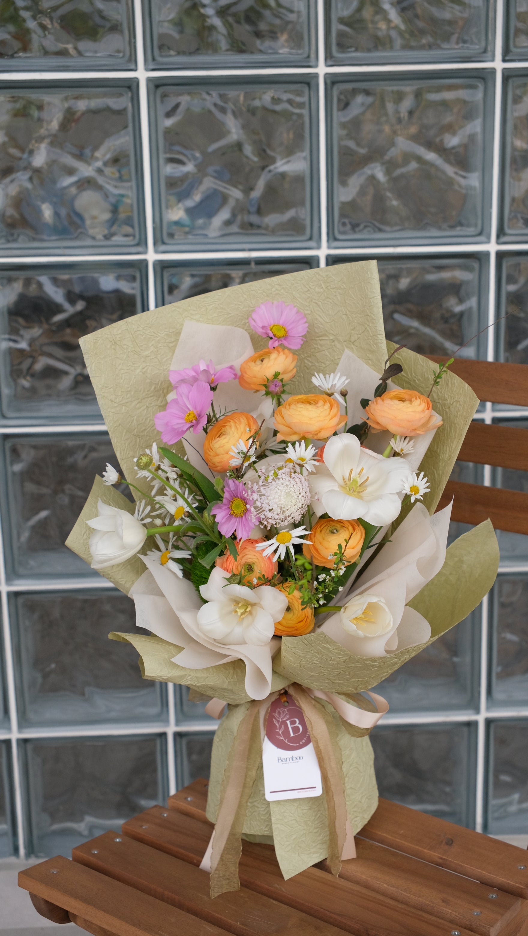 Omakase of the Week | Unique floral arrangement | Fresh, handpicked blooms | Online Penang florist