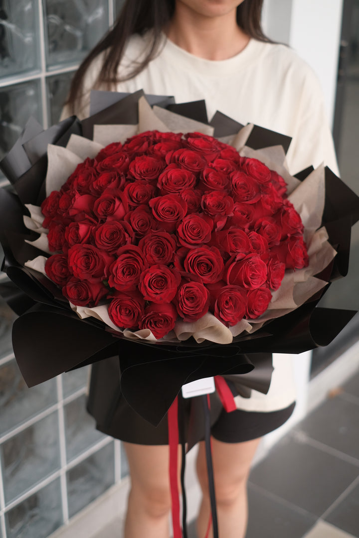 Sangria - Red Roses Bouquet
