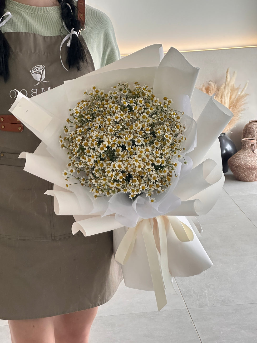 fresh bouquet of flowers with mini chamomile, customised flower bouquet, same day deliver flower, florist near me, proposal with flowers