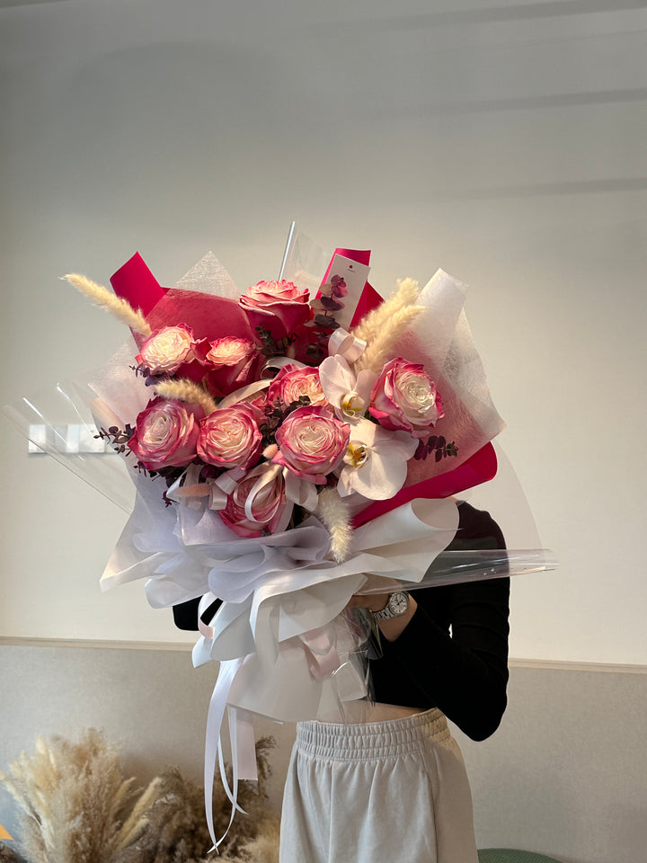 customised flower bouquet flower arrangements ideas for proposal with flowers barbie themed flowers