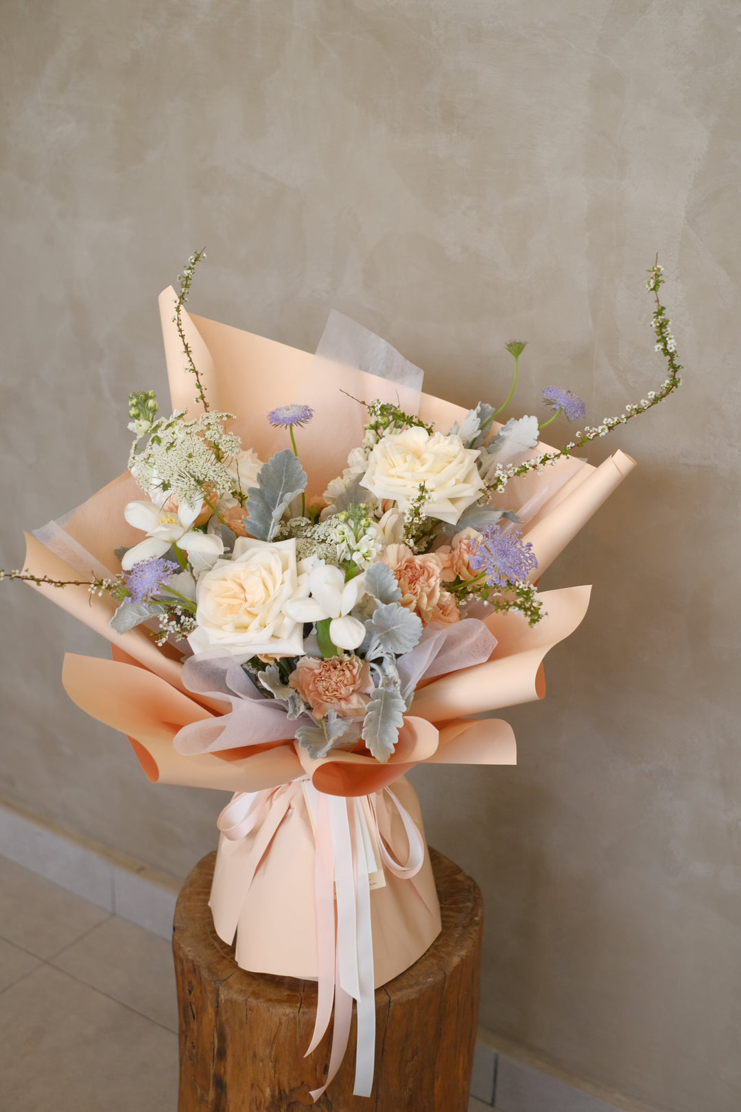 peach and white roses bouquet delivery in penang