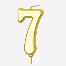 Gold number candle 7
