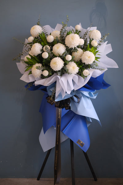 When a loved one or friend leaves us, it is never easy. At times, we may be lost for words, or fail to find the right ones to articulate our comfort and condolences. Say it with flowers, graceful and universally understood. For same day condolences flowers delivery in Penang.