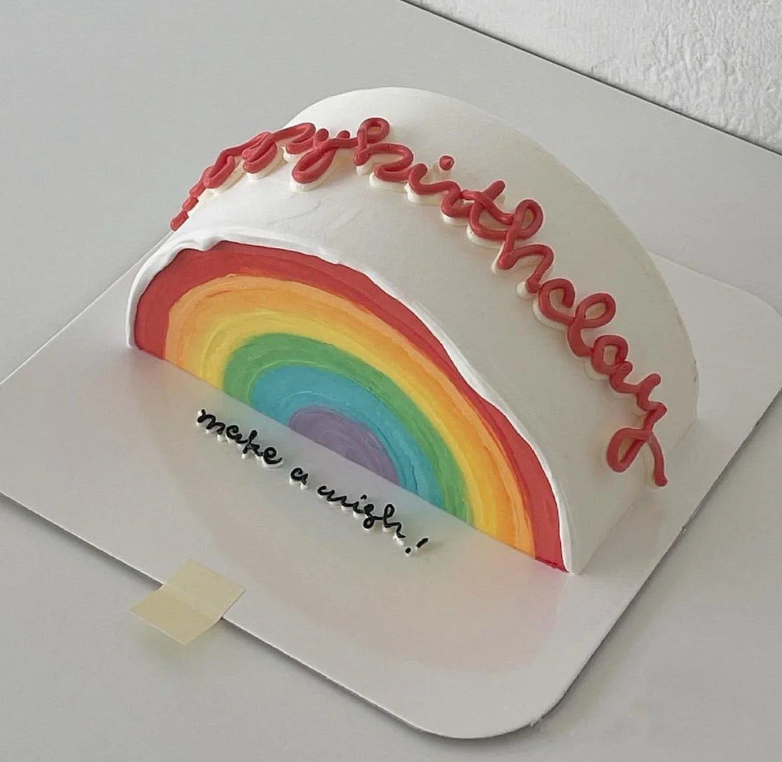 Magic exists. Who can doubt it, when there are rainbows and wildflowers, the music of the wind and the silence of the stars. Cake delivery in Penang.    6" of half round cake,