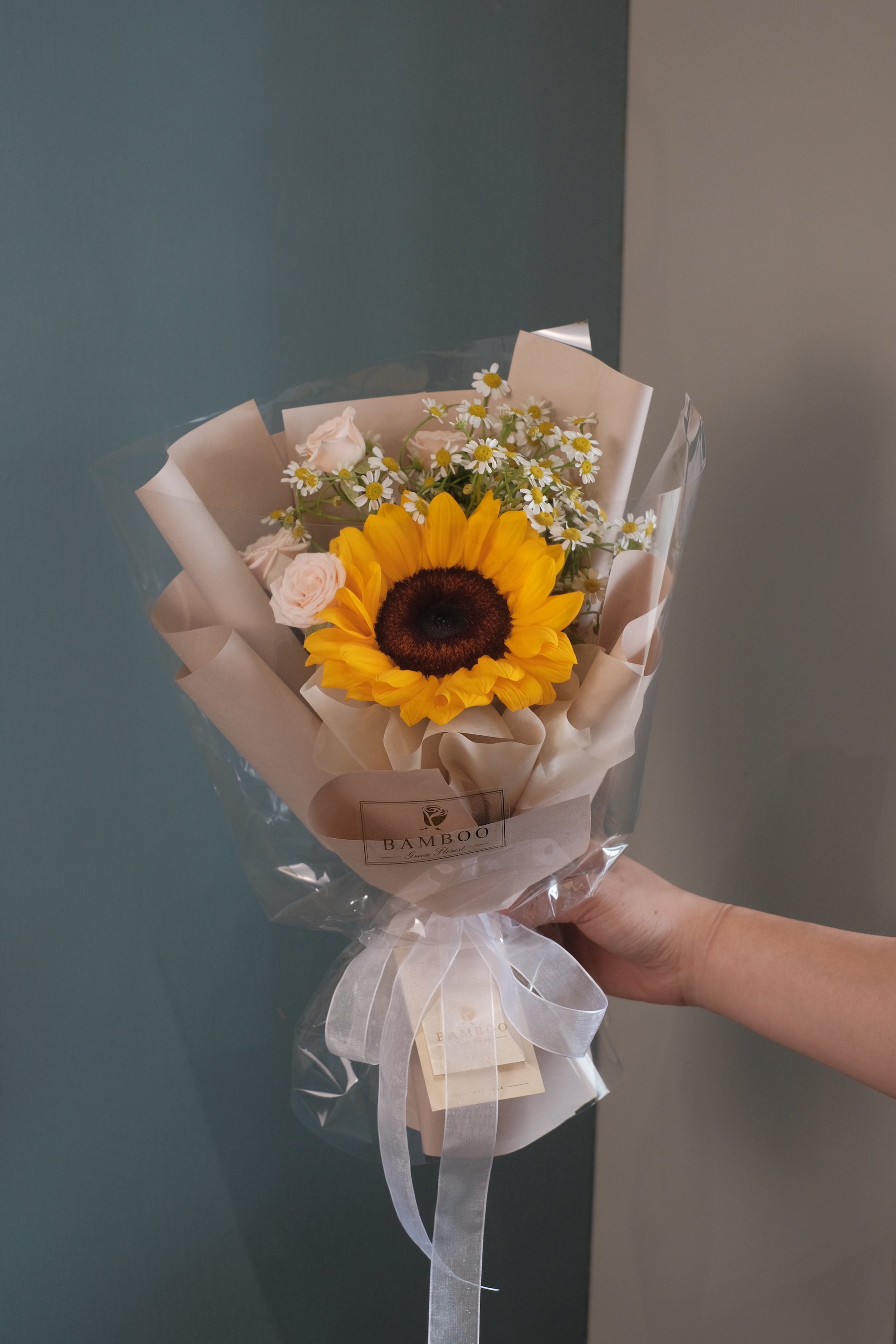 Linc graduation bouquet butterworth favorite s florist bamboo green