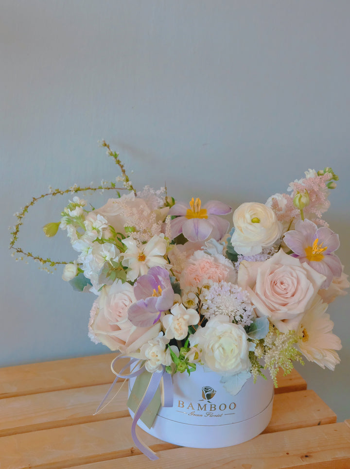 Omakase (お任せ) floral arrangement in soft pastels, curated by Bamboo Green Florist. Same-day flower delivery in Penang. Order online for a delightful surprise!