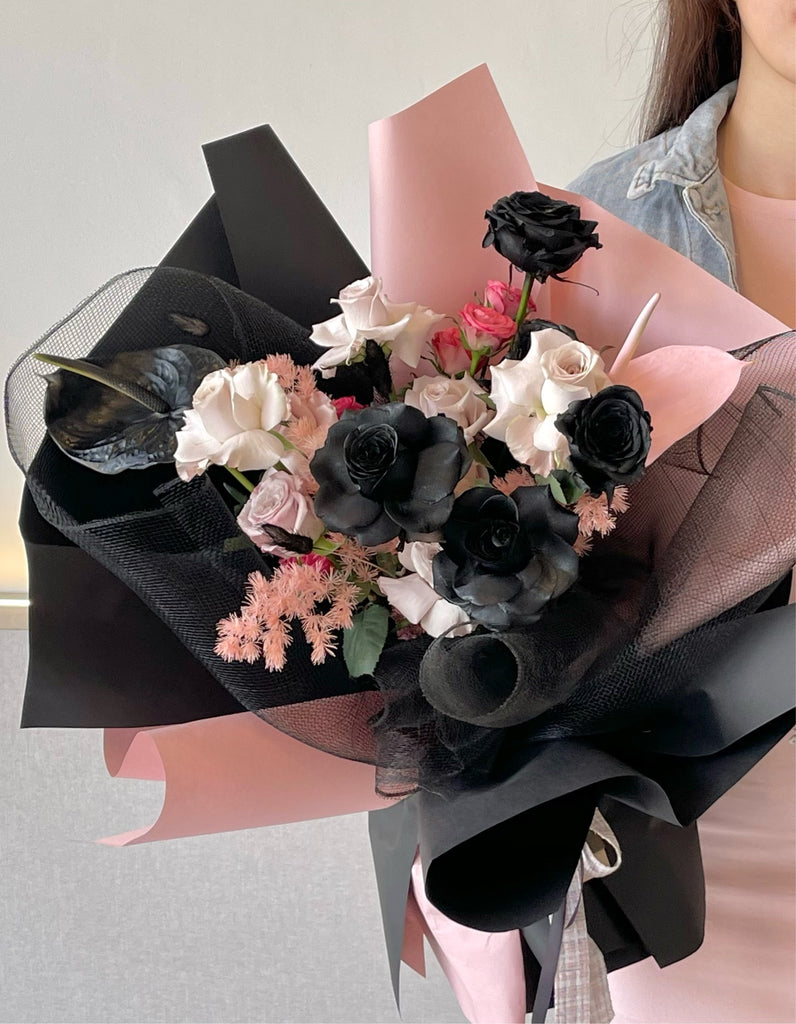 Buy Wholesale Shadowy Black Roses in Bulk - FiftyFlowers