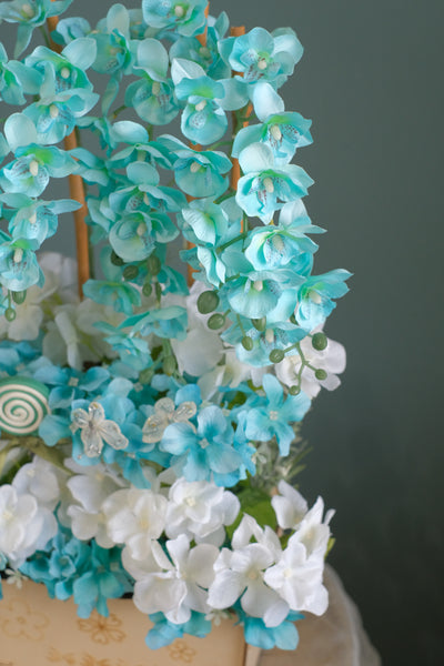 To surprise anyone receives for a smile with this lifelike artificial flowers elegantly arranged in a pot to impress the congratulatory occasion. Shop for Bluebell artificial flowers arrangement for your opening occasions flower delivery in Penang, same day delivery is available by your local florist Bamboo Green Florist Penang
