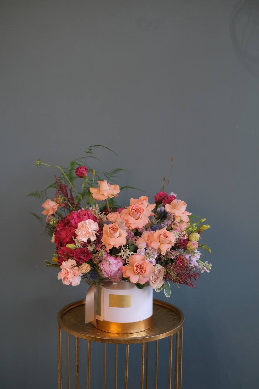 Omakase Bloom Box (Vintage Elegant)